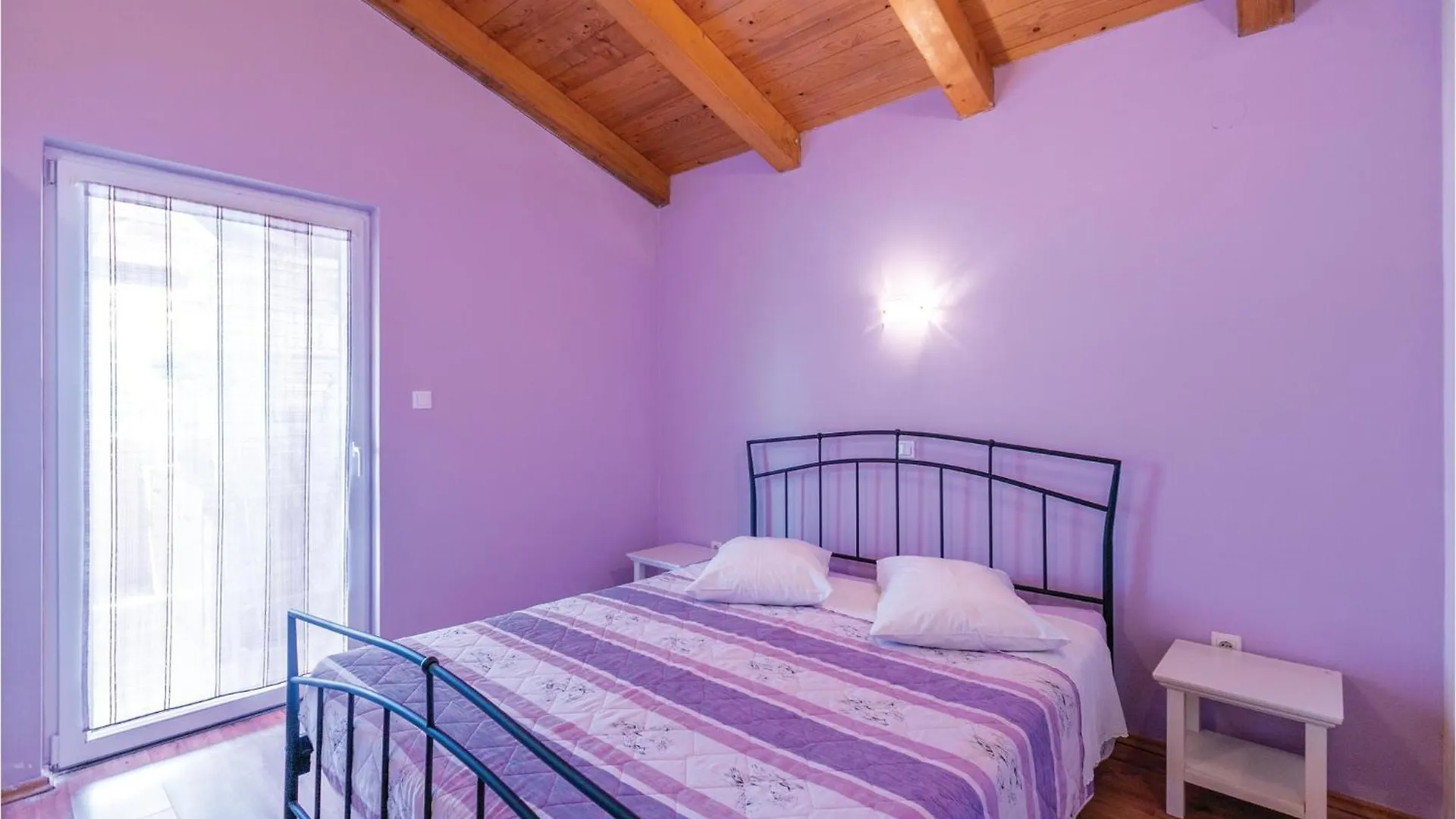 Holiday home Nice Home In Novaki With Wifi